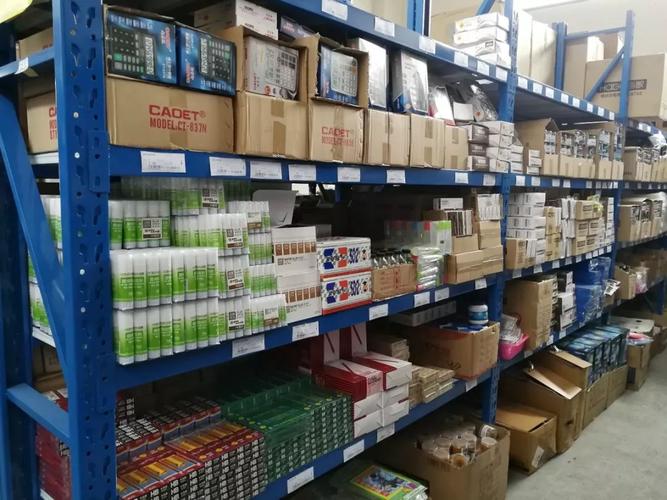 新天地仓储批发商城盛大开业，打造日用品批发新标杆